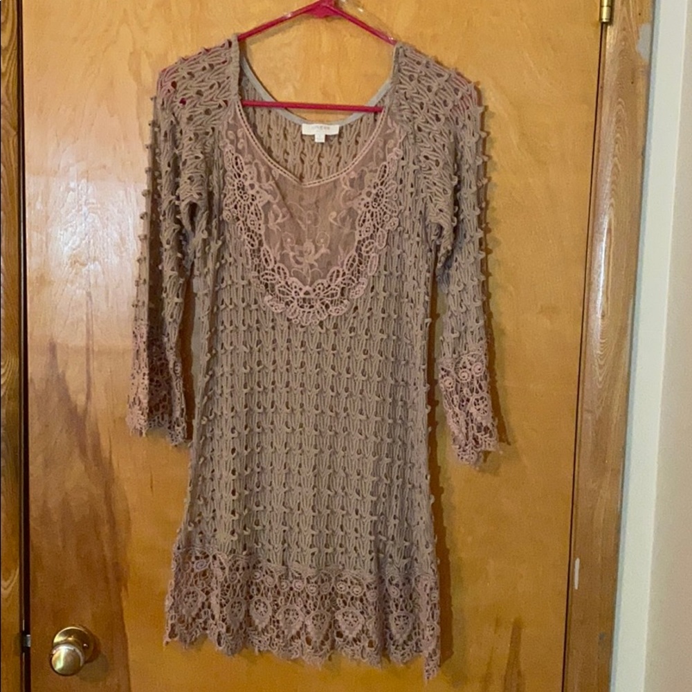 Taupe Umgee tunic!